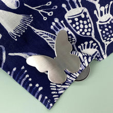 Load image into Gallery viewer, Magnetic Tabkecloth Weights - Butterflies