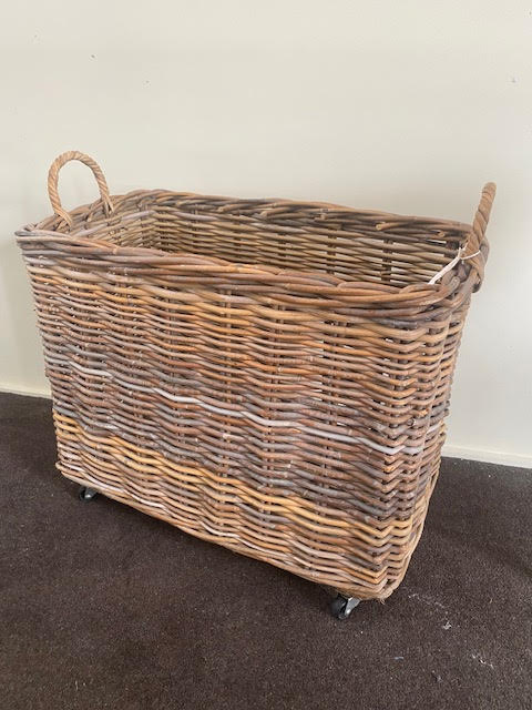 Rectangle Can Basket on Wheels