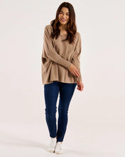 Load image into Gallery viewer, Betty Basics Destiny Relaxed V-Neck Lightweight Knit Jumper - Cream Latte
