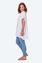 Load image into Gallery viewer, Eb&amp;Ive Esprit Relaxe Top - Blanc
