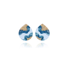 Load image into Gallery viewer, Ridge Stud Earrings - Ultramarine
