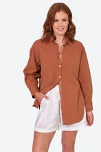 Load image into Gallery viewer, Eb&amp;ive Studio Oversize Shirt - Cinnamon
