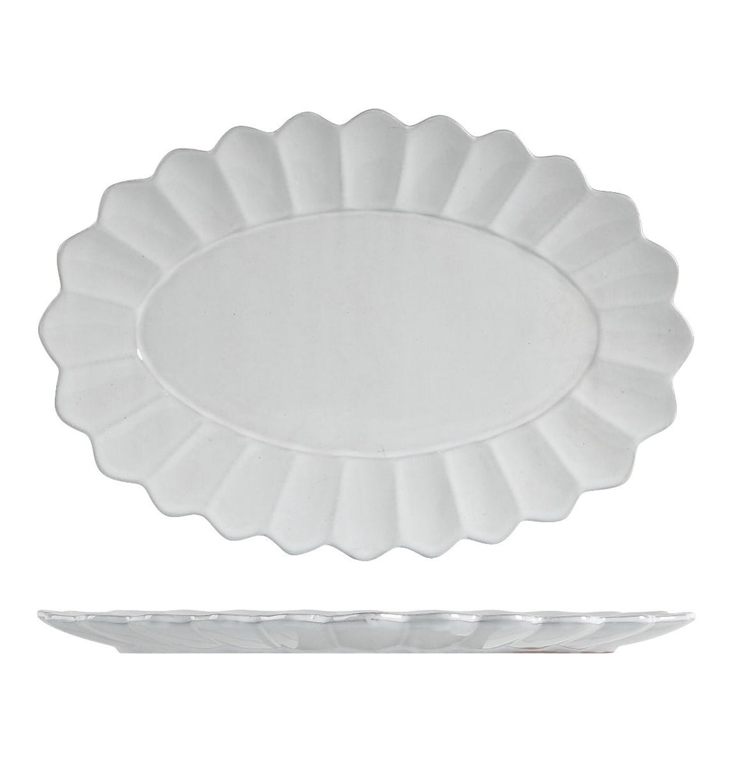 Scalloped Oval Plate