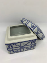 Load image into Gallery viewer, Heiho Ceramic Trinket Box
