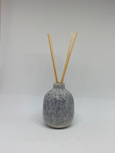 Load image into Gallery viewer, Lustre Ceramic Jar Reed Diffuser
