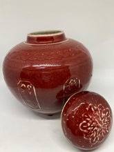 Load image into Gallery viewer, Chinese Red Ceramic Ginger Jar
