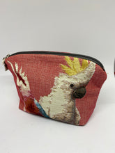 Load image into Gallery viewer, Tapestry Toilet Bag
